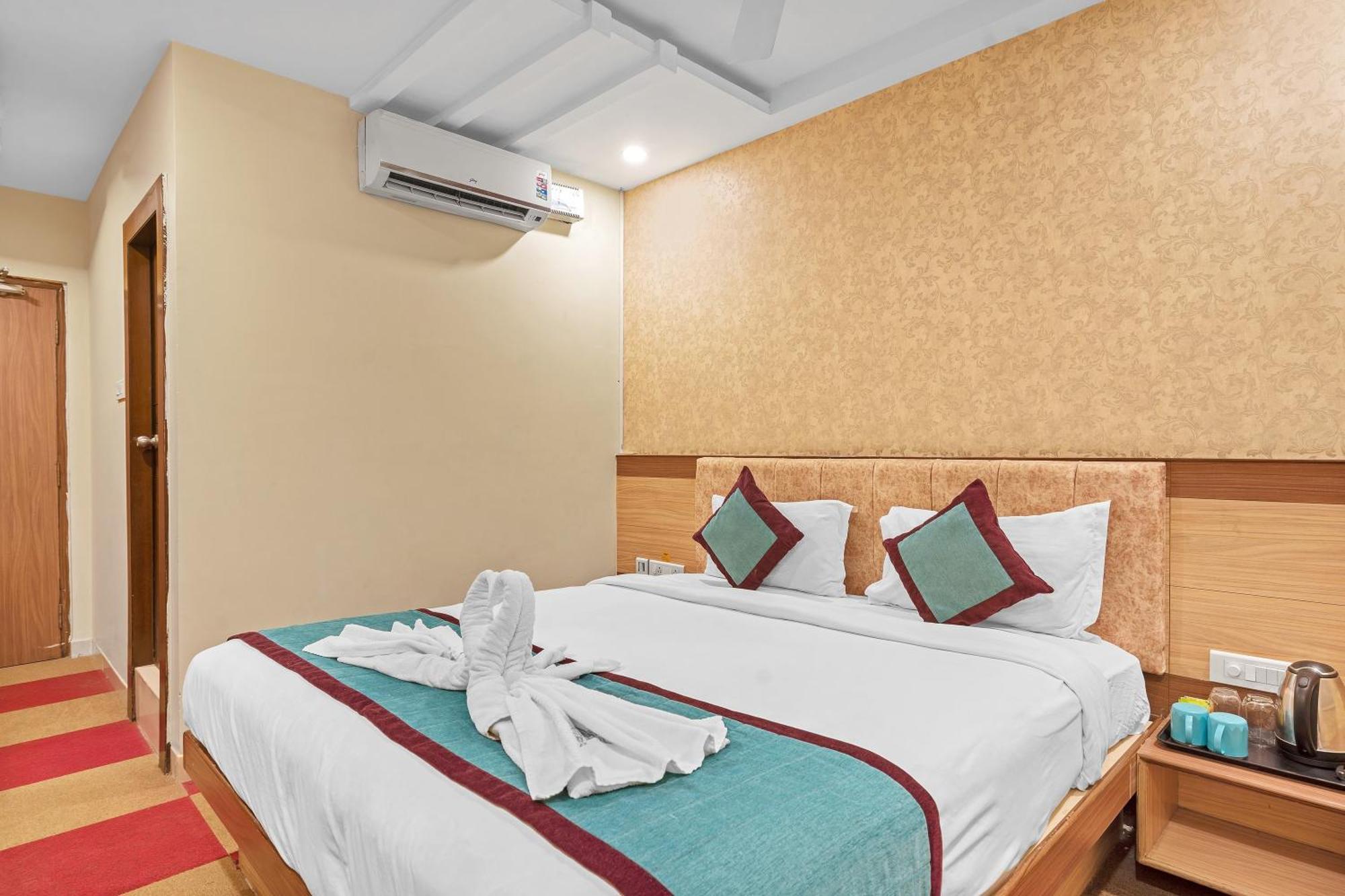 Hotel Sm Deccan Park Shamshabad Esterno foto