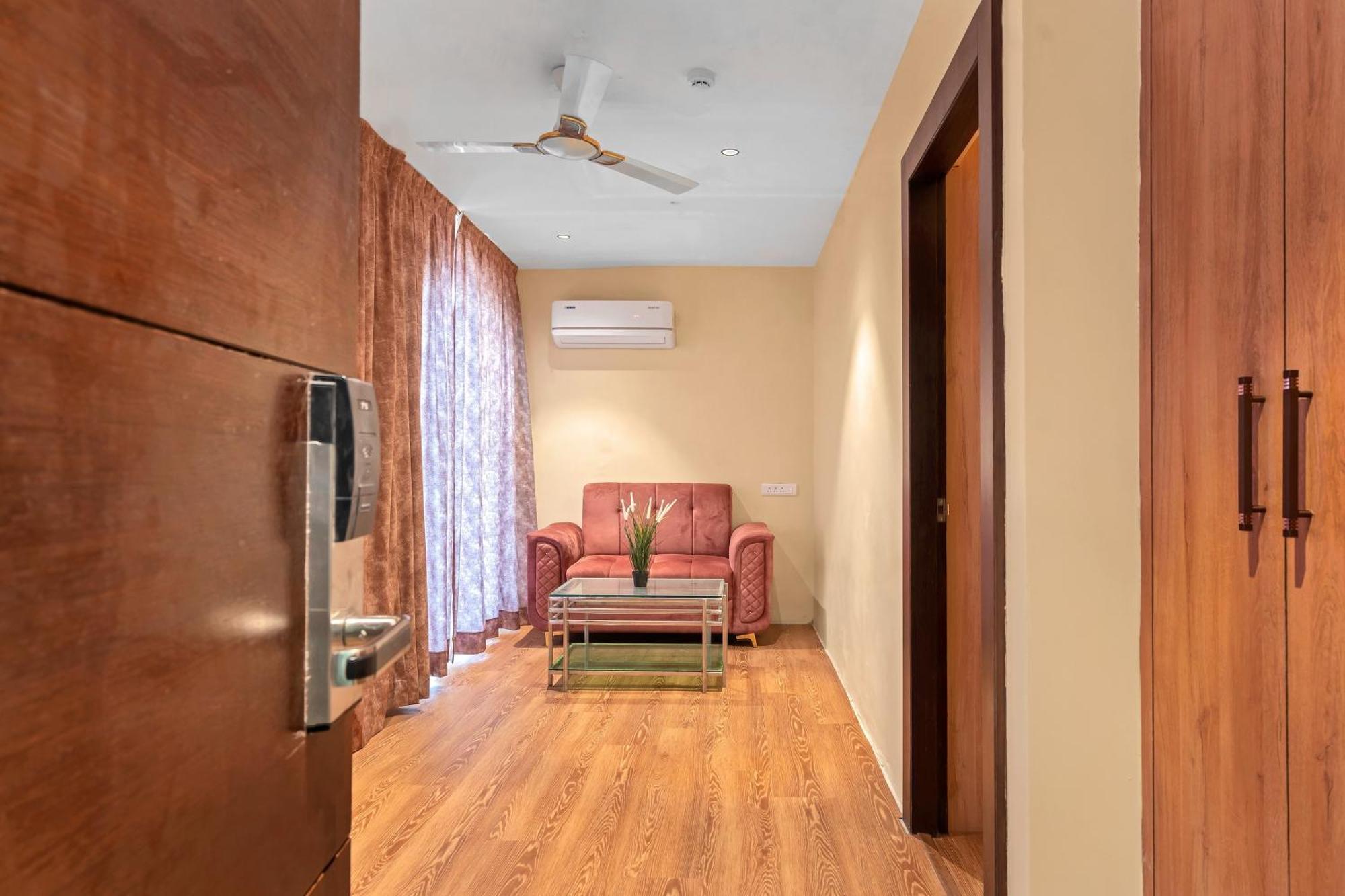 Hotel Sm Deccan Park Shamshabad Esterno foto