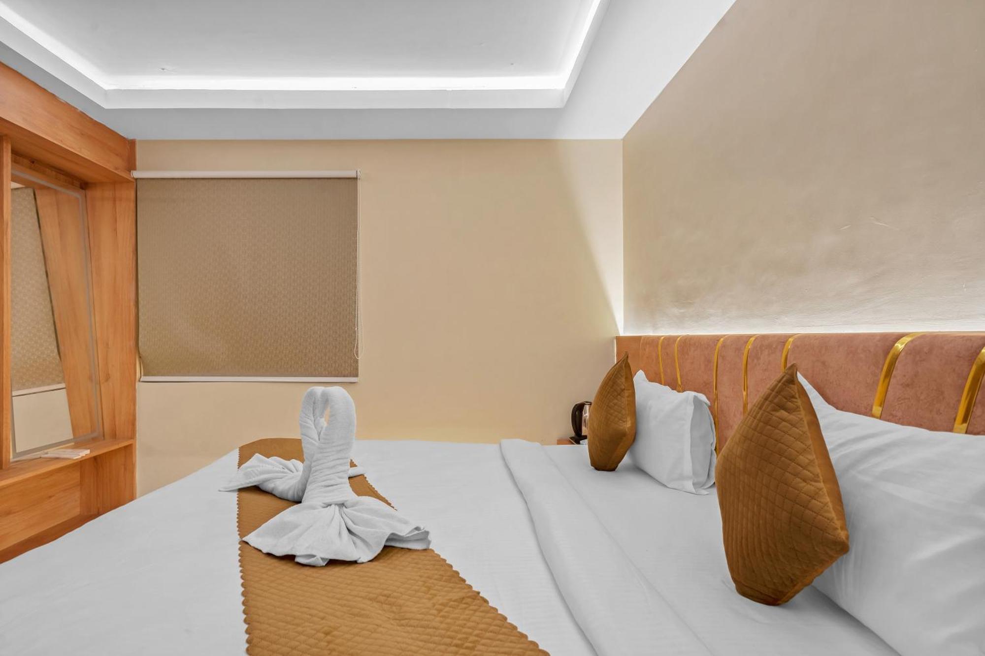 Hotel Sm Deccan Park Shamshabad Esterno foto