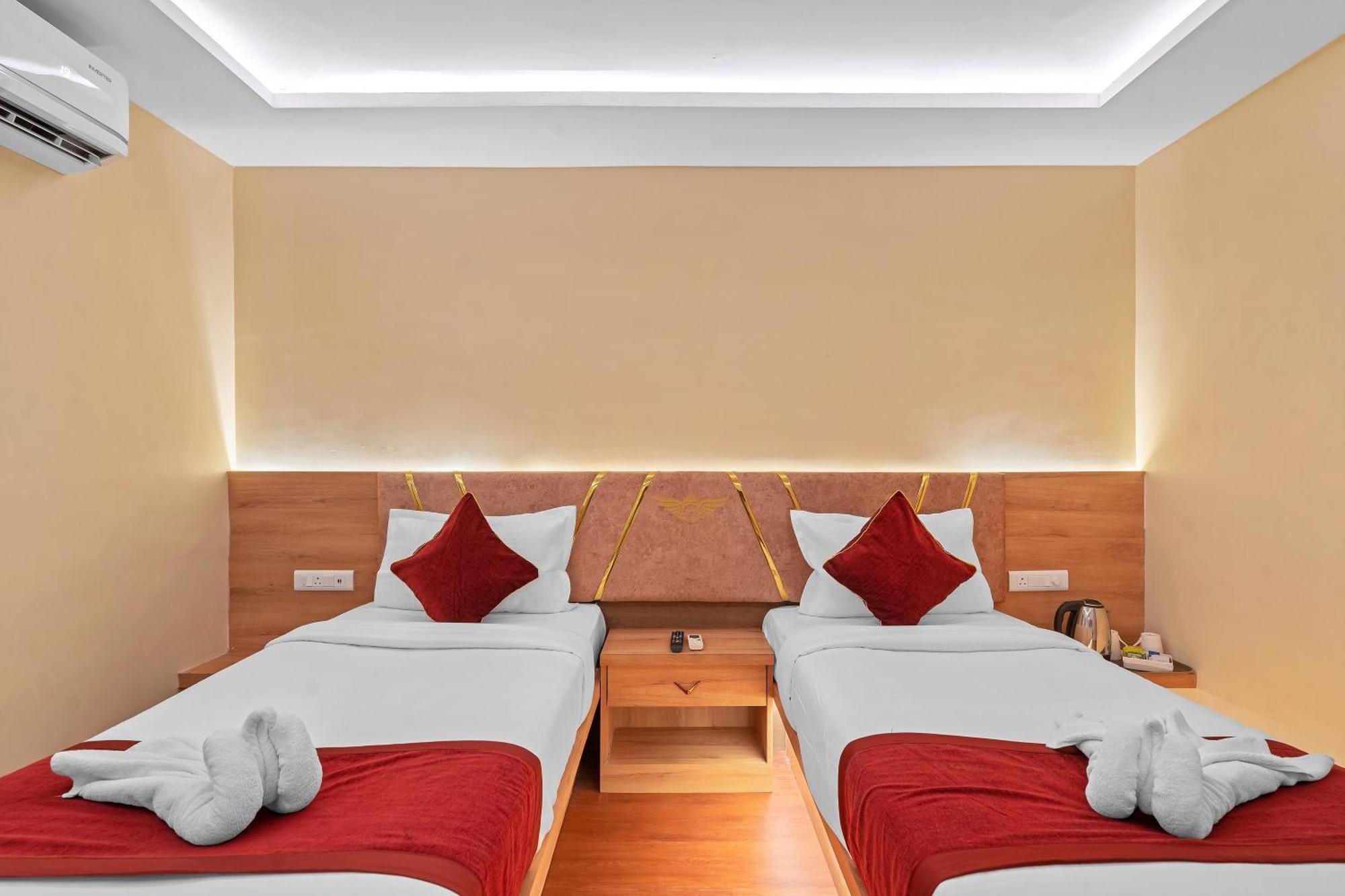 Hotel Sm Deccan Park Shamshabad Esterno foto