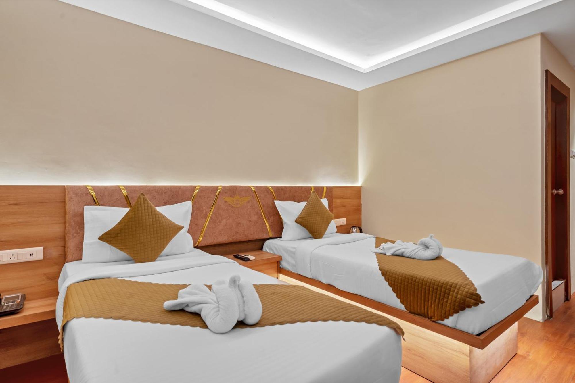 Hotel Sm Deccan Park Shamshabad Esterno foto