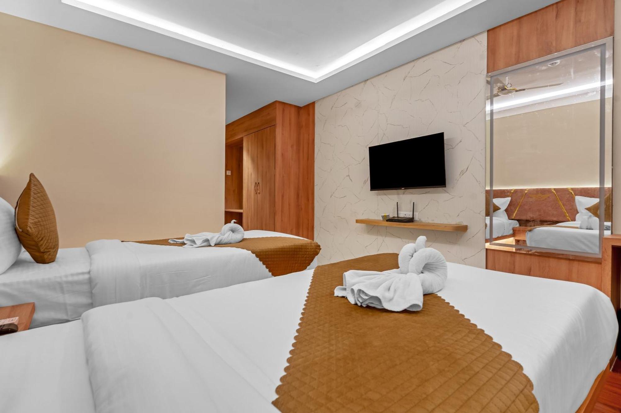 Hotel Sm Deccan Park Shamshabad Esterno foto