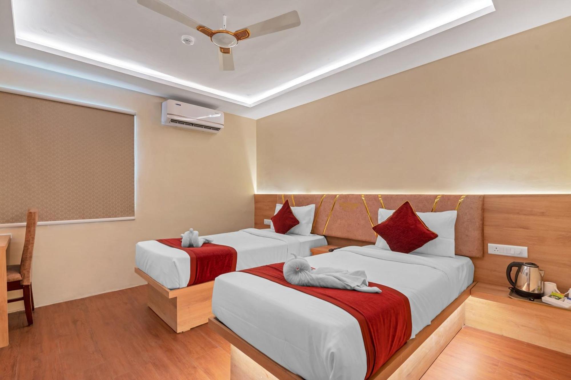 Hotel Sm Deccan Park Shamshabad Esterno foto
