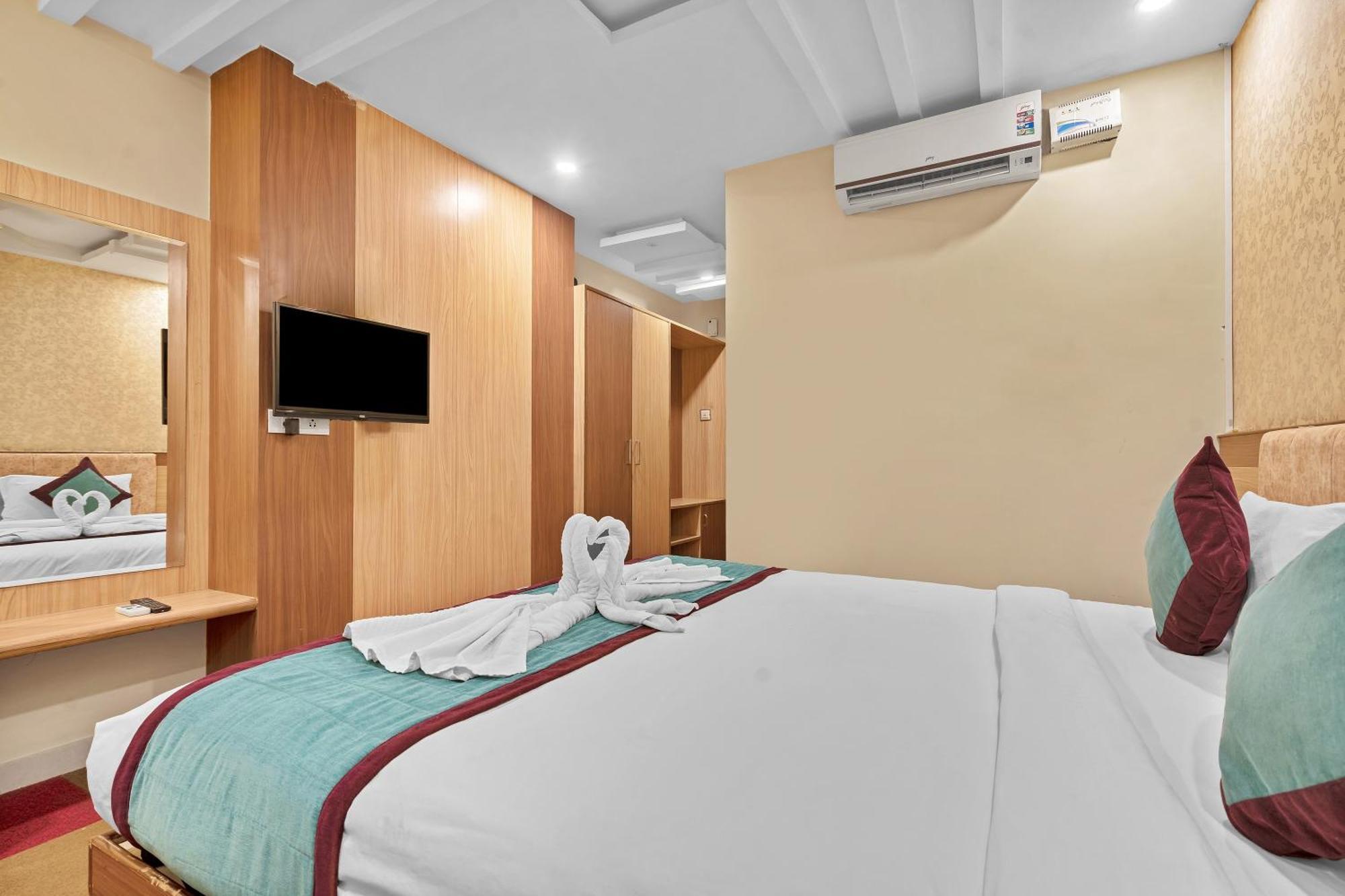 Hotel Sm Deccan Park Shamshabad Esterno foto